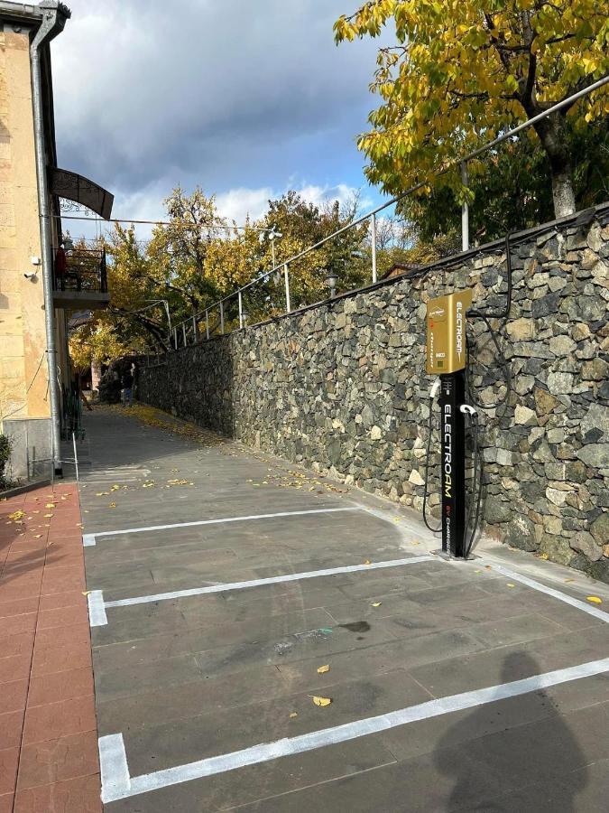 Hotel Qefilyan Sanain Eksteriør billede