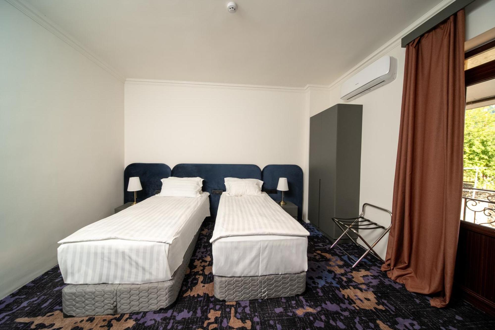 Hotel Qefilyan Sanain Eksteriør billede