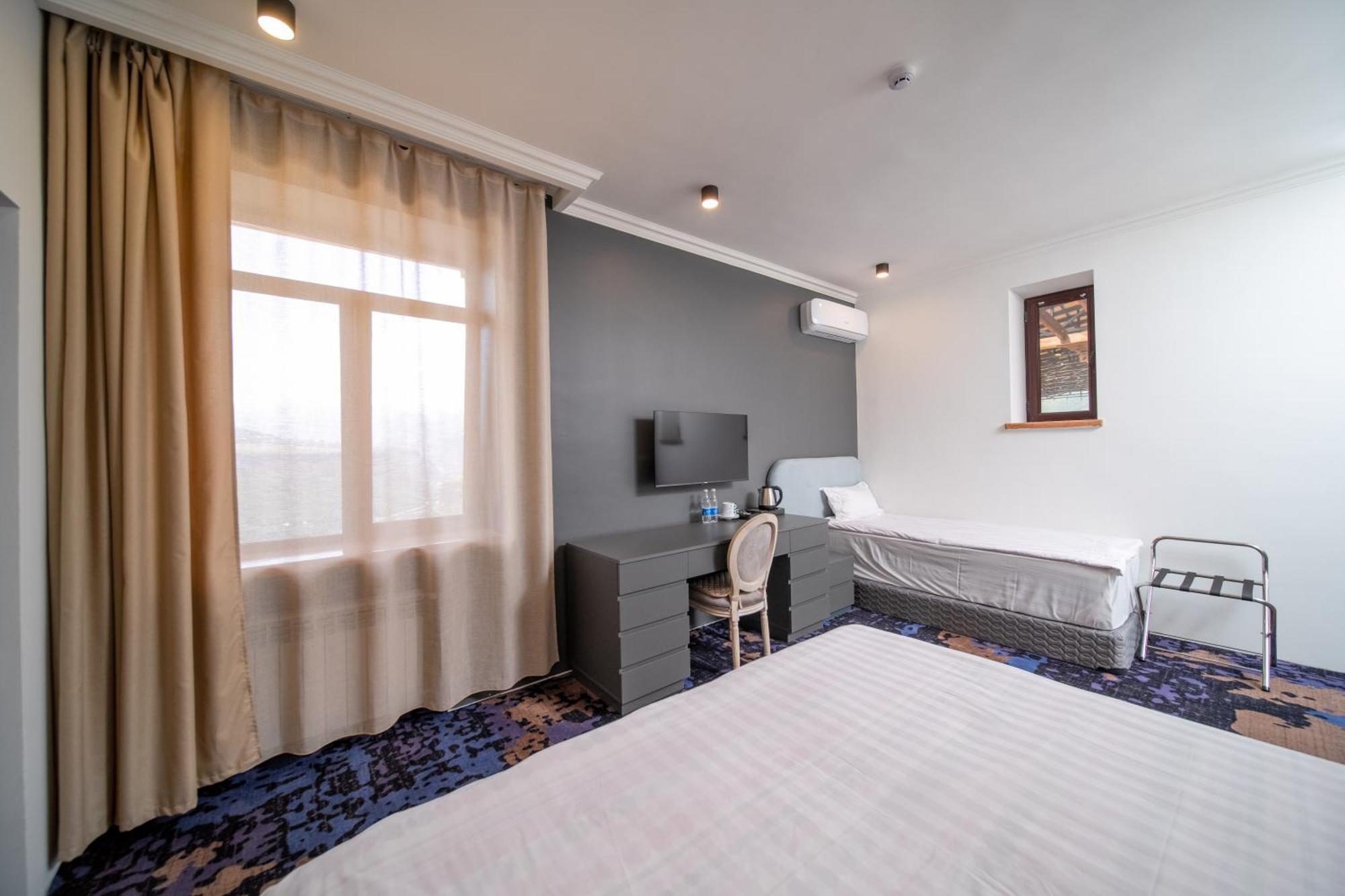 Hotel Qefilyan Sanain Eksteriør billede